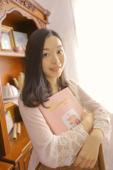 我和黑帮大佬的365天